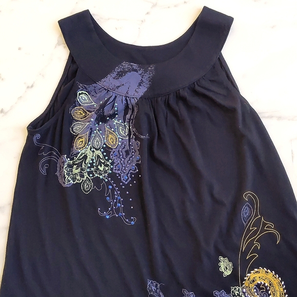 Express Long and Loose Fit Tank Top w/multi color crystals and sparkling  design - Picture 4 of 5